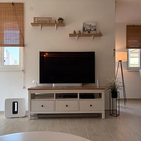 Casa vacanze Near Sea With Private Pool Brodarica (Sibenik-Knin)